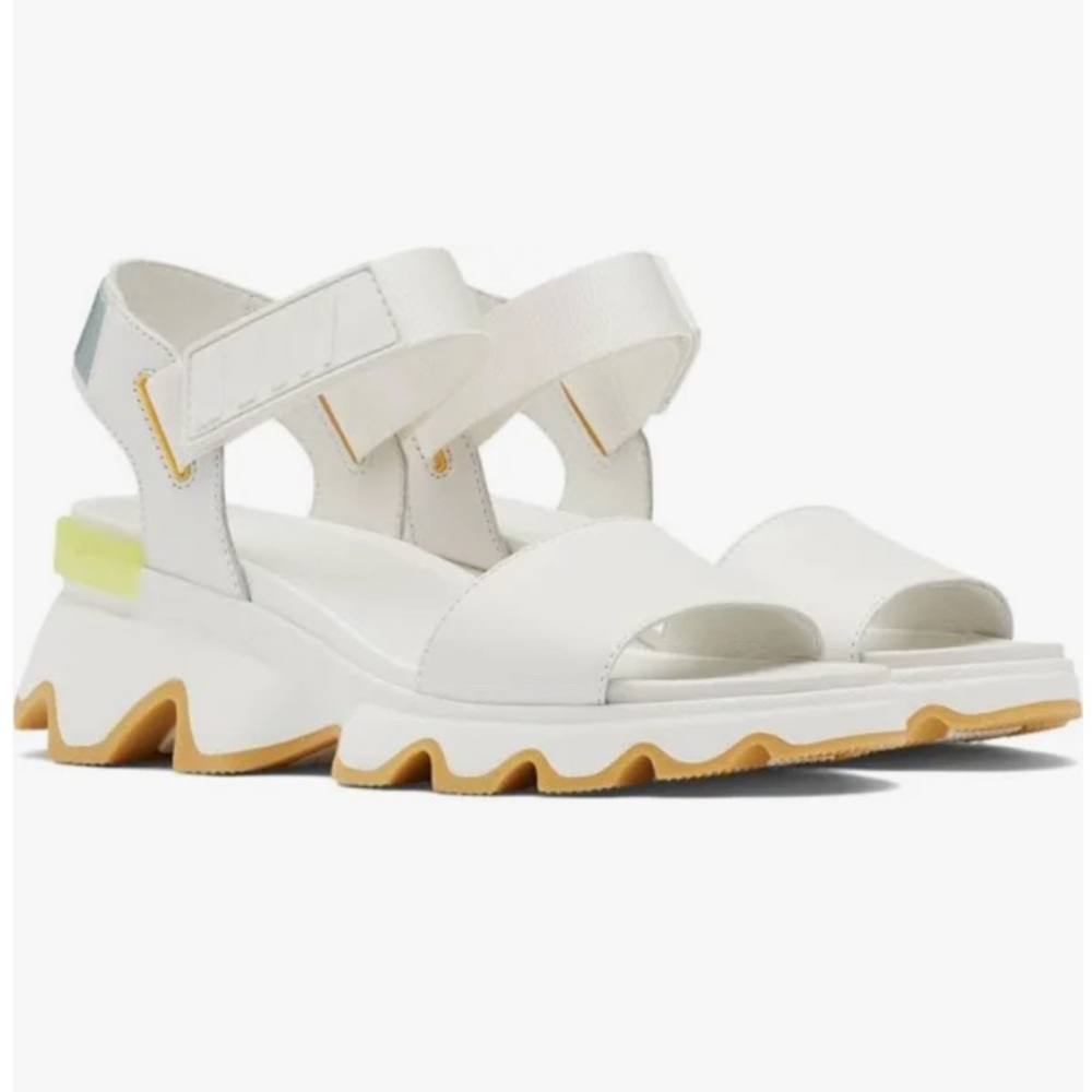 Sorel Kinetic Wedge Y-Strap Sandals